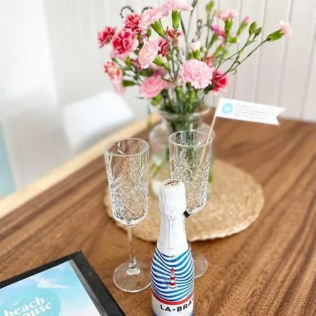 Holiday home House For - Luxe Verblijf, 5 Min Het