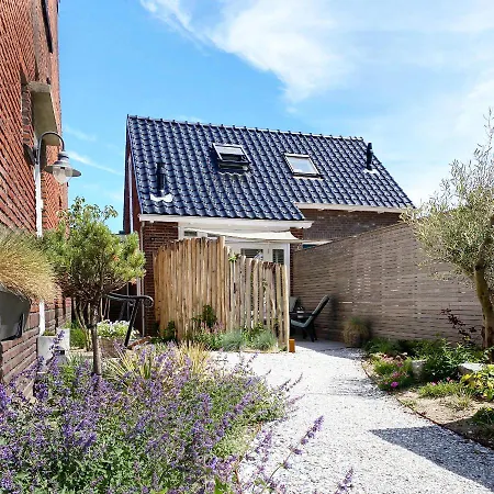 Holiday home House For - Luxe Verblijf, 5 Min Het